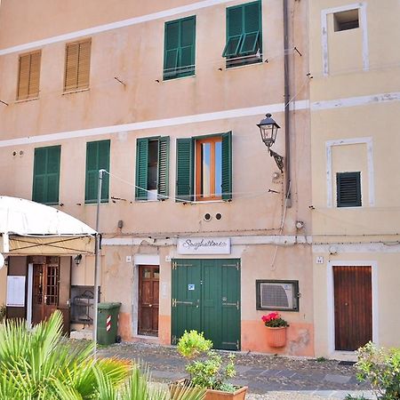Alghero Ciutat Стая снимка